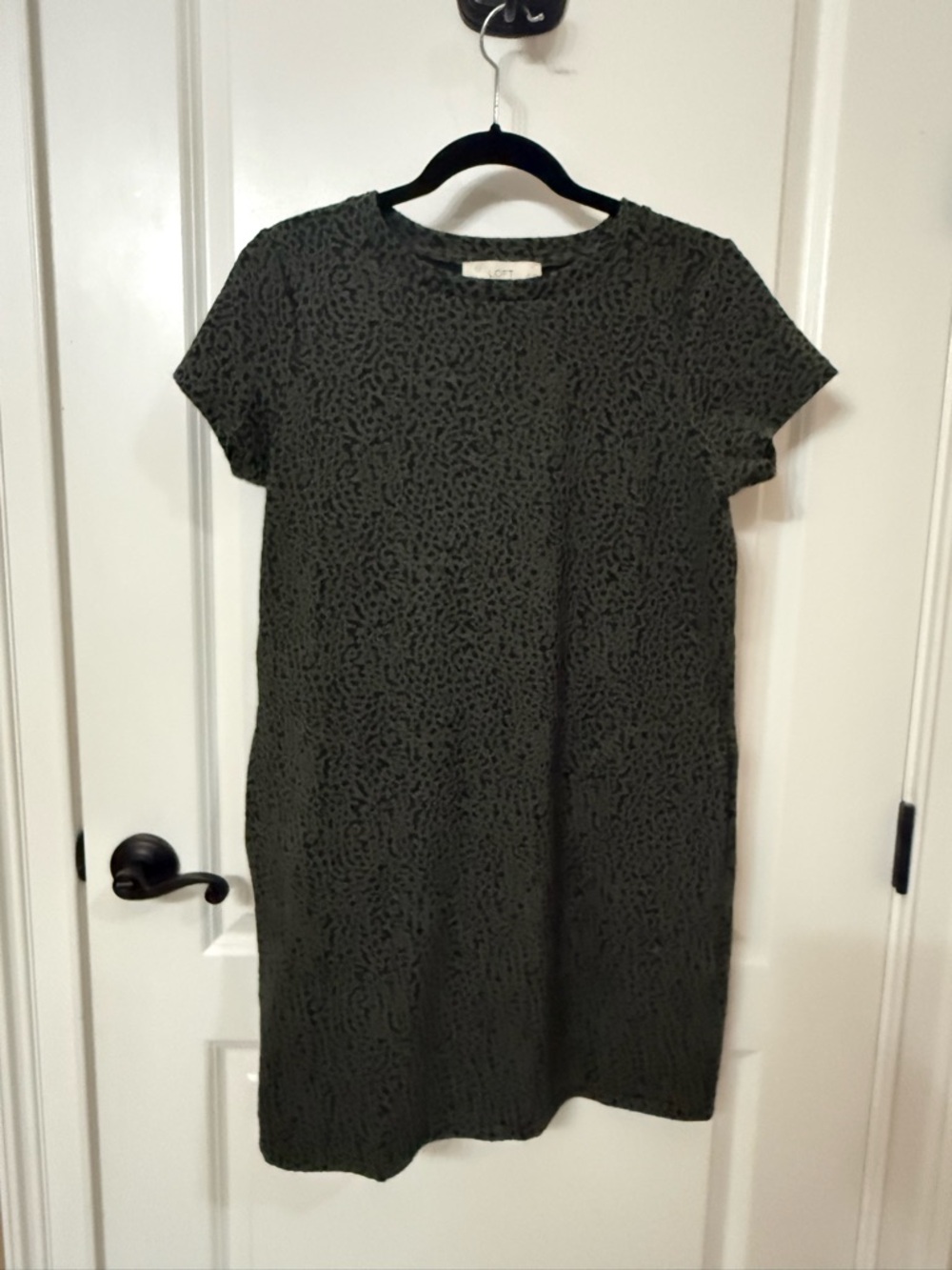 LOFT Olive Green Textured Short-Sleeve Mini Dress. MP.   NWOT